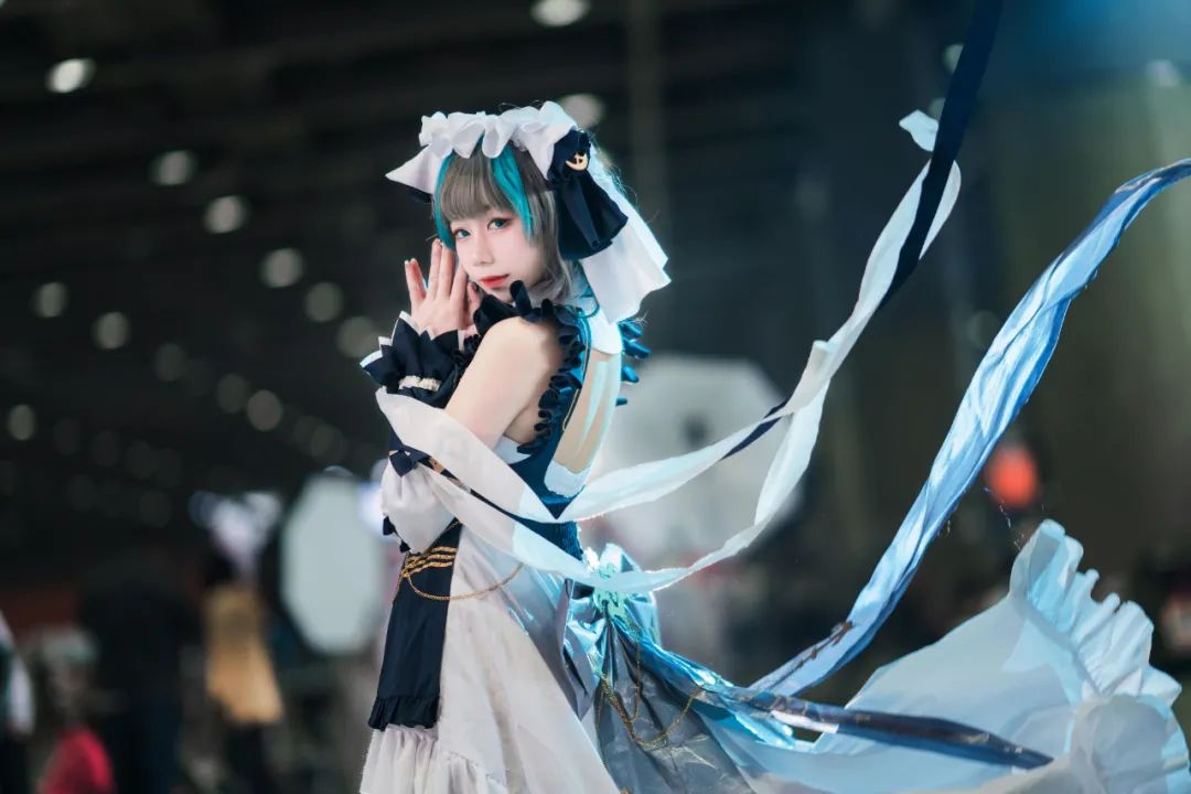 碧蓝航线 cosplay“柴郡 只是因为突然想起了亲爱的你嘛