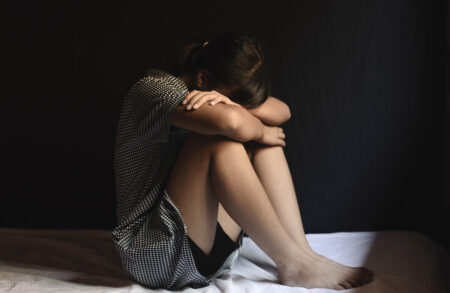 深夜emo文案伤感|句句难受窒息，句句无能为力。