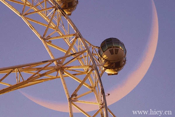 不烂大街的高级文案句子,尊重所有声者,但只顺从自己。插图1 不烂大街的高级文案句子,尊重所有声者,但只顺从自己。