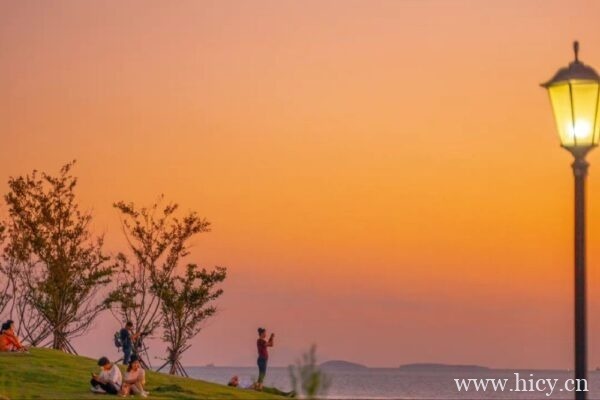 满满的都是遗憾的文案,句句都写遗憾的句子插图1 满满的都是遗憾的文案,句句都写遗憾的句子