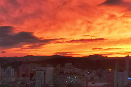 关于抖音拍秋天晚霞的文案句子摘抄插图1 关于抖音拍秋天晚霞的文案句子摘抄