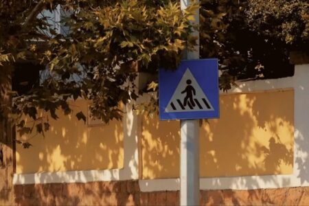 无关爱情的神仙文案,据说女生都比较喜欢短文学。插图1 无关爱情的神仙文案,据说女生都比较喜欢短文学。