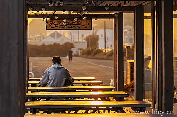 瞬间爱上的生活感悟文案句子插图1 瞬间爱上的生活感悟文案句子