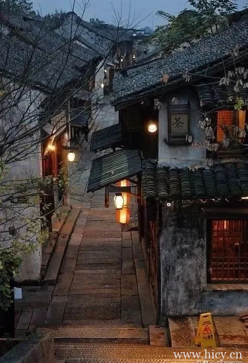 畅谈人间烟火的文案